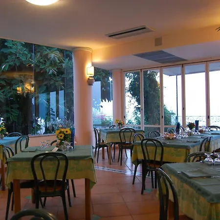 Szálloda Giardino Sul Mare 3*