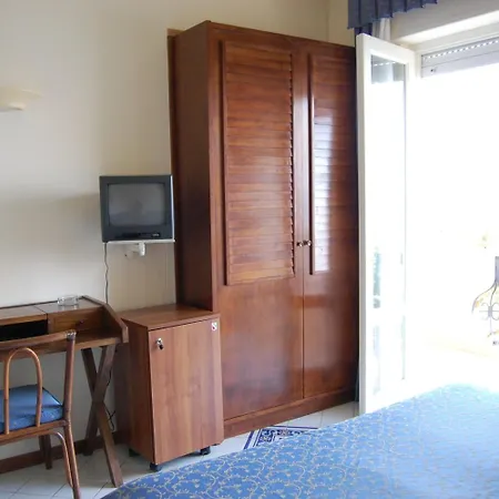 Giardino Sul Mare 3*