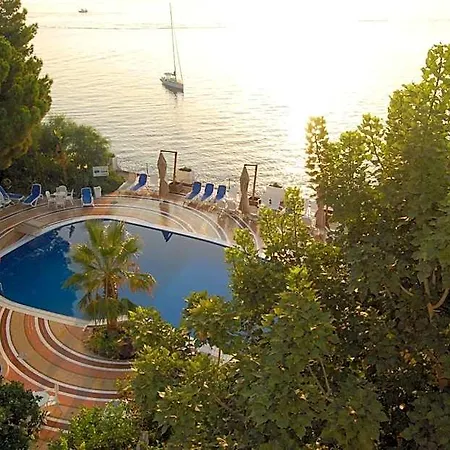 Giardino Sul Mare Hotel 3*