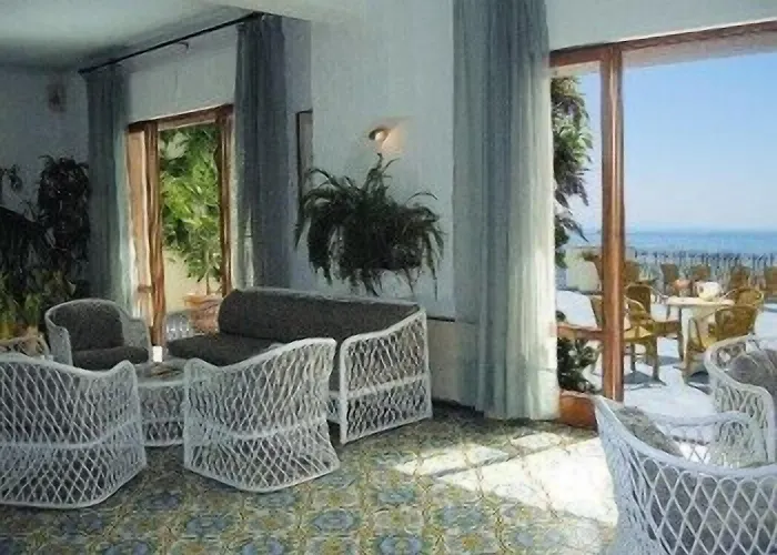 Hotel Giardino Sul Mare